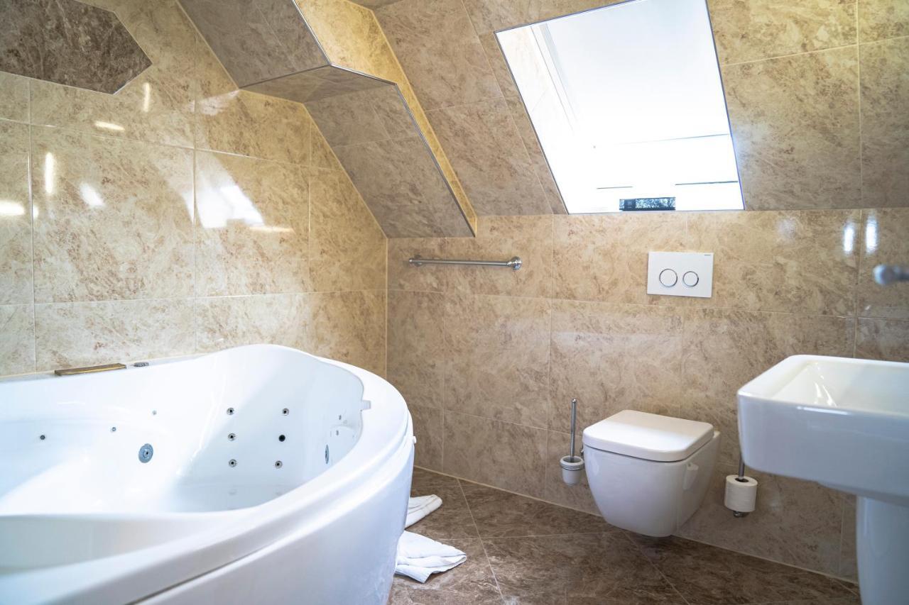 Alpha & Omega Hotel Stuttgart Eksteriør bilde